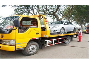 兴宾附近24小时汽车拖车服务热线