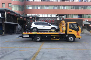 兴宾汽车紧急补胎换胎救援